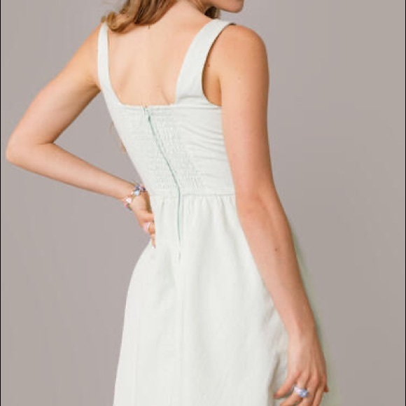 Francesca’s Mint Green Mini Dress - Picture 3 of 6